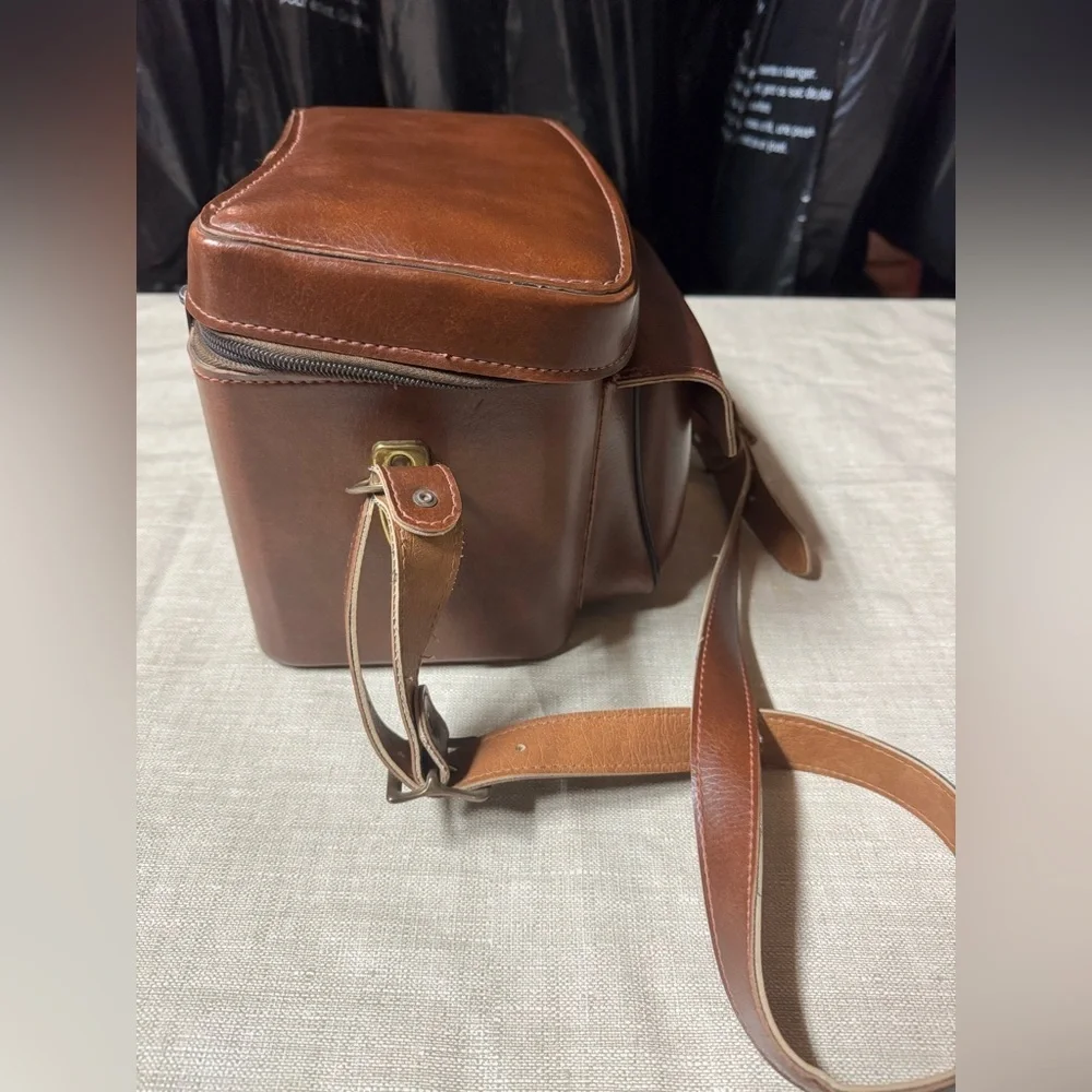 Vintage Leather Camera Bag Case Brown Brass Strap Pocket USA 703 10 x 8 x 6 Inch